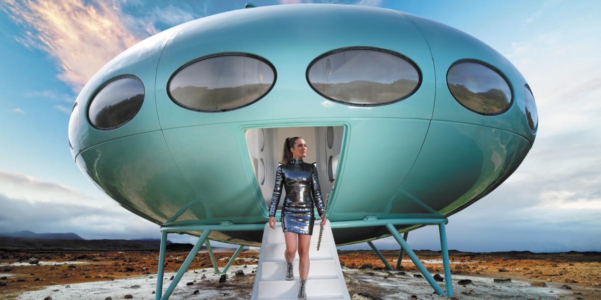 Ludivine Issambourg - OUTLAWS | © © Marc Ribes